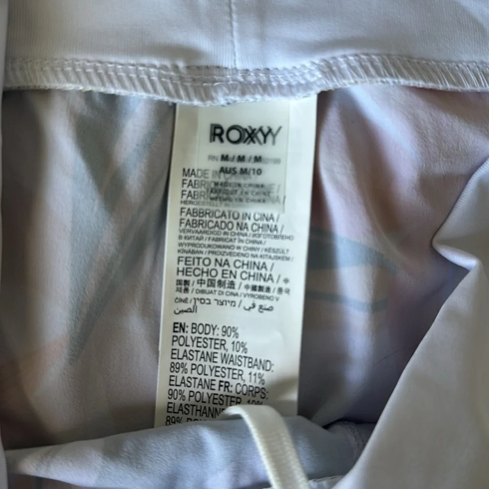NWT Roxy board shorts - Picture 2 of 3